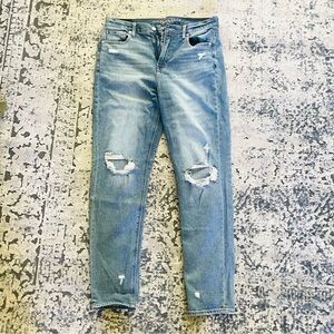 Women’s size 10 tall “Mom Jeans”  American Eagle Jeans